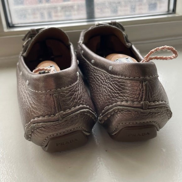 Vintage Prada Women’s Driving Loafers (Mocassins)- 38.5 bronze - lightly worn - Picture 12 of 12
